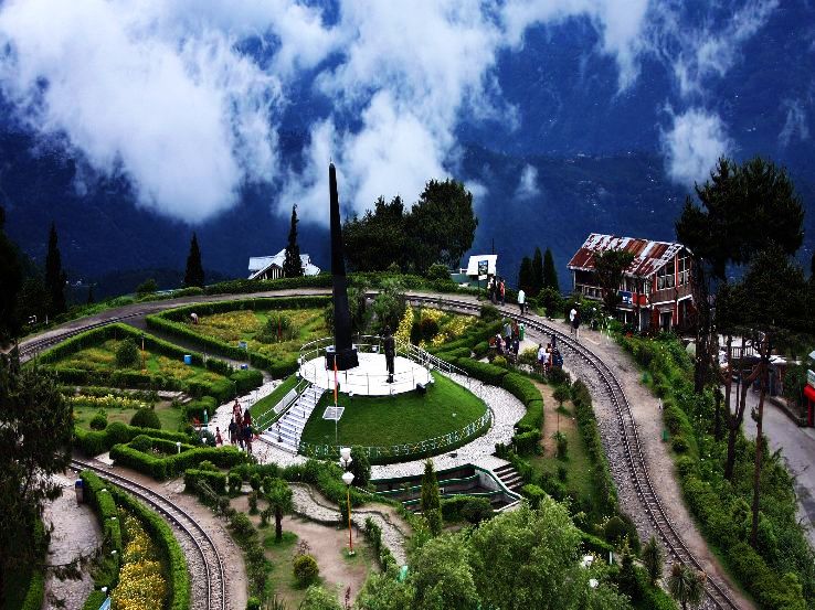 8. Darjeeling - North East - Luxury Tour
